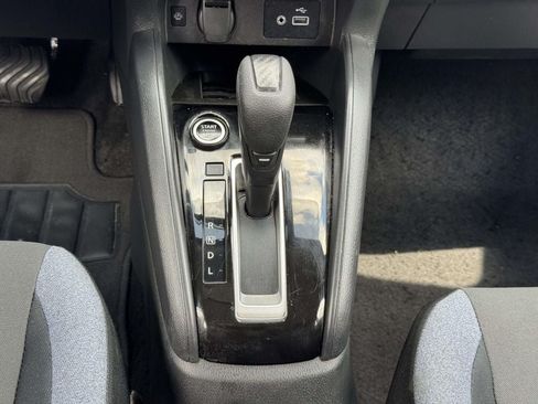 Used 2025 Nissan Versa SV FWD image 6