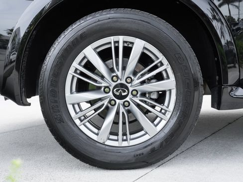 Used 2023 INFINITI QX80 Luxe w/ Cargo Package RWD image 29