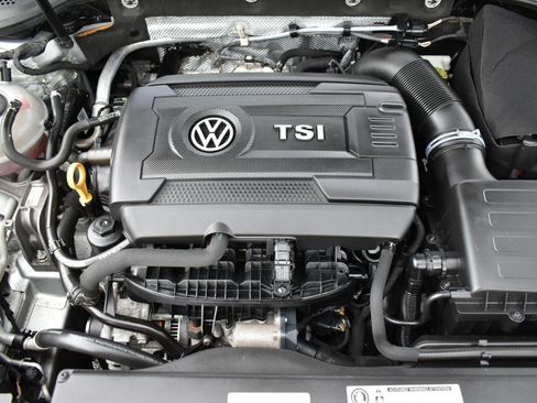 Used 2017 Volkswagen Golf Alltrack SE AWD/4WD image 53