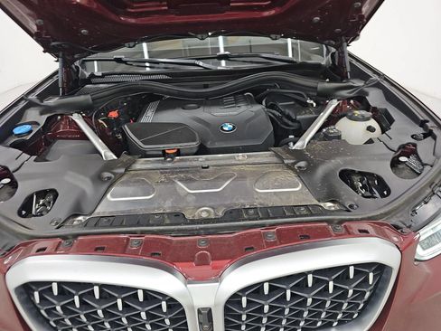 Used 2025 BMW X4 xDrive30i AWD/4WD image 16