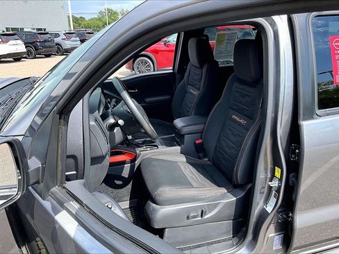 Used 2024 Nissan Frontier PRO-4X w/ Pro Convenience Package AWD/4WD image 10