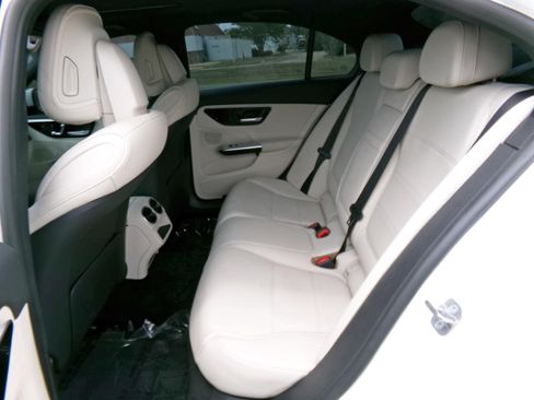 Used 2024 Mercedes-Benz C 300 Sedan image 13