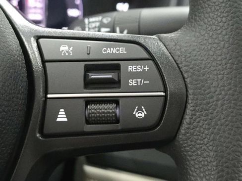 Certified 2025 Honda Accord SE image 18