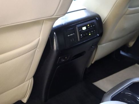 Used 2013 Toyota Sequoia Platinum RWD image 61