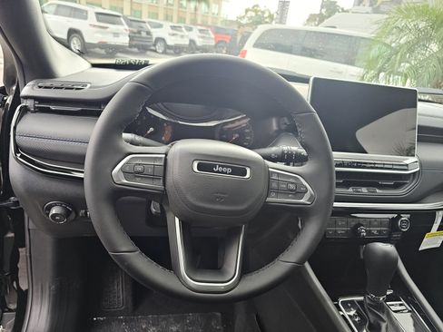 New 2026 Jeep Compass Limited image 23