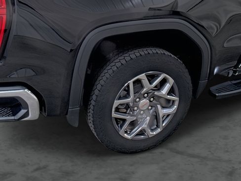 Used 2024 GMC Sierra 1500 SLT w/ SLT Premium Plus Package image 12