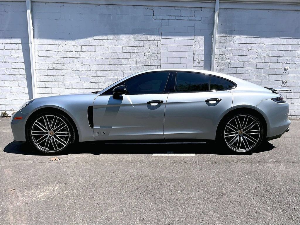 Used 2019 Porsche Panamera GTS AWD/4WD image 2