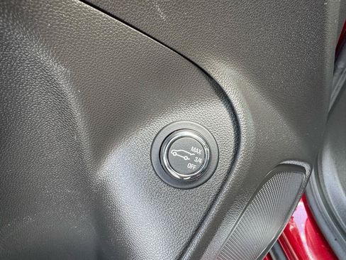 Used 2023 Buick Encore GX Select w/ Sport Touring Package FWD image 14