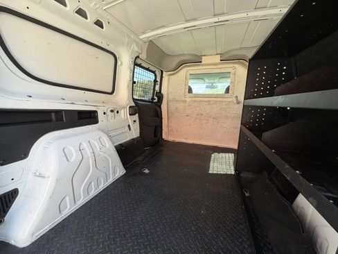 Used 2019 RAM ProMaster City Tradesman SLT image 30