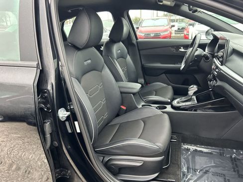 Used 2023 Kia Forte GT-Line image 16