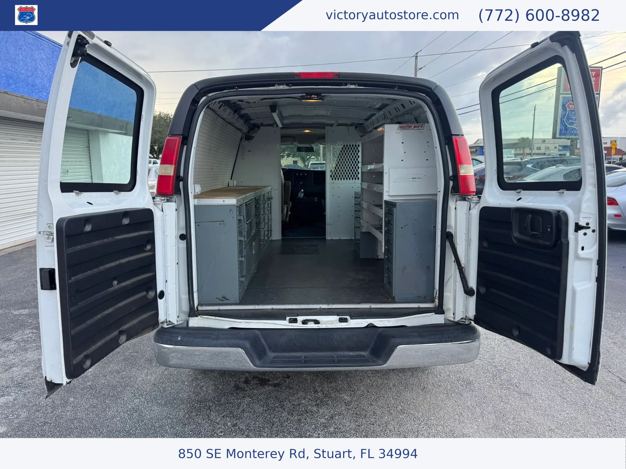 Used 2014 GMC Savana 2500 RWD image 10