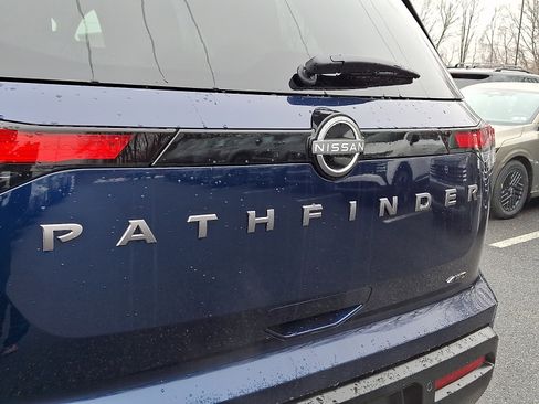 New 2026 Nissan Pathfinder SV image 14