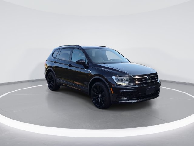 Used 2021 Volkswagen Tiguan SE R-Line AWD/4WD image 2