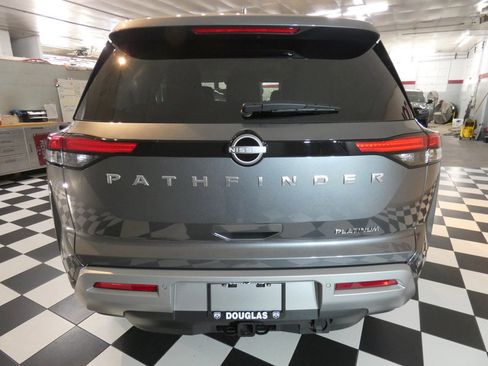 Used 2025 Nissan Pathfinder Platinum w/ Cargo Package FWD image 4