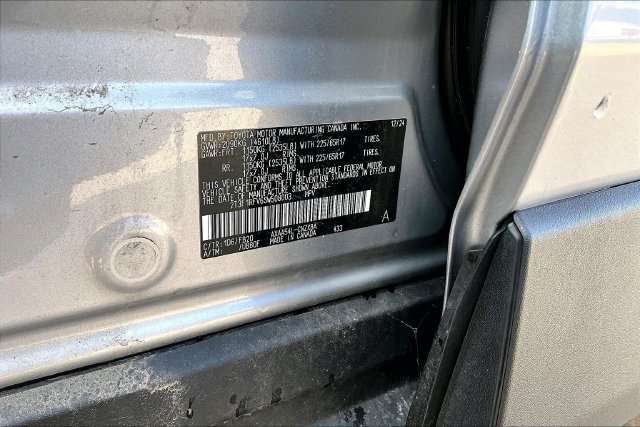 Used 2025 Toyota RAV4 LE AWD/4WD image 19