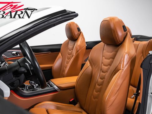 Used 2022 BMW 840i Convertible RWD image 32