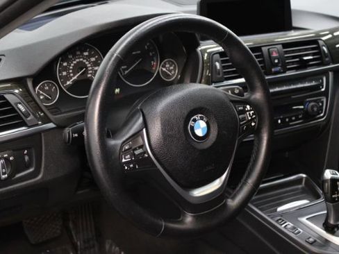 Used 2014 BMW 328i xDrive Sedan AWD/4WD image 12