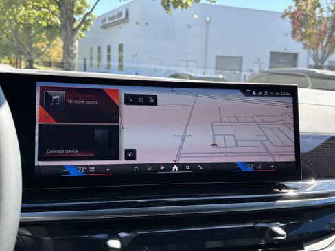 Used 2026 BMW X5 xDrive40i w/ M Sport Package image 27