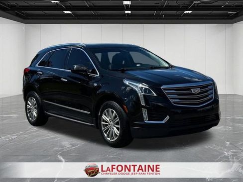 Used 2017 Cadillac XT5 Luxury w/ Driver Awareness Package AWD/4WD image 7