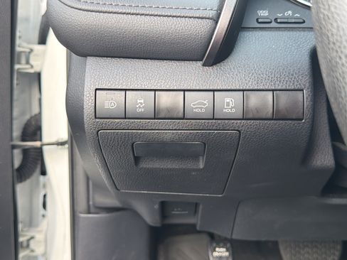 Used 2023 Toyota Camry LE FWD image 17