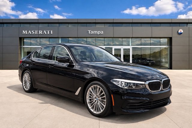 Used 2020 BMW 530i w/ Premium Package RWD image 1