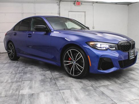 Used 2022 BMW M340i xDrive w/ Driving Assistance Package image 3