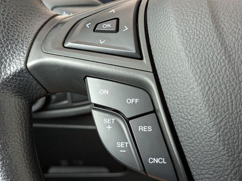 Used 2024 Ford Edge SE w/ Black Appearance Package AWD/4WD image 23