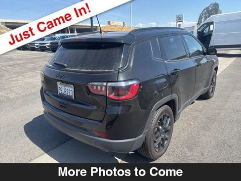 Used 2022 Jeep Compass Latitude w/ Sun and Sound Group FWD image 6
