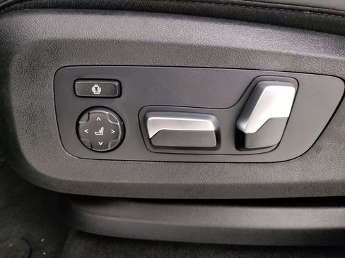 New 2026 BMW X5 sDrive40i w/ M Sport Package image 13