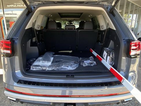 New 2026 Volkswagen Atlas Peak Edition AWD/4WD image 17