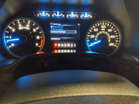 Used 2016 Ford F150 XLT w/ Equipment Group 302A Luxury RWD image 23
