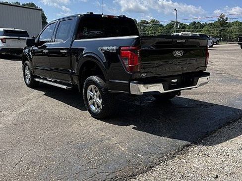 Used 2024 Ford F150 XLT w/ FX4 Off-Road Package AWD/4WD image 5