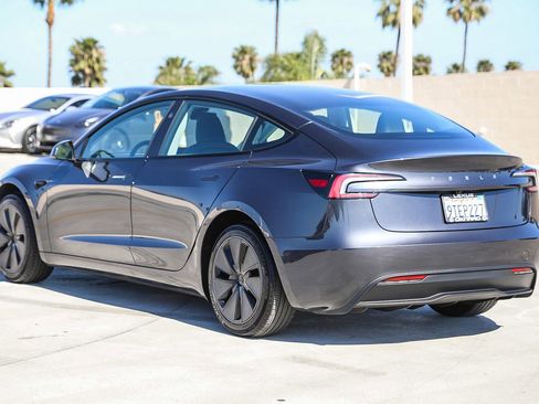 Used 2025 Tesla Model 3 Long Range image 5