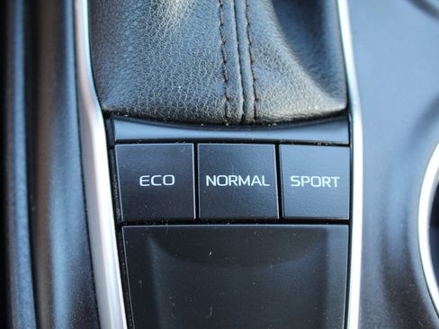 Used 2024 Toyota Camry LE image 39