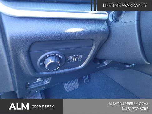 New 2025 Jeep Grand Cherokee L Altitude AWD/4WD image 24