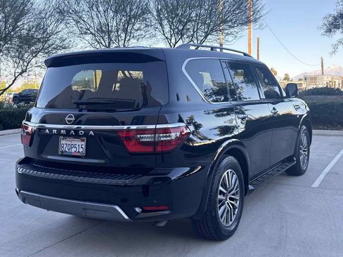 Used 2021 Nissan Armada SV w/ SV Appearance Package image 3