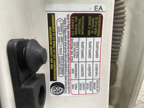 Used 2024 Subaru Crosstrek 2.0i image 31