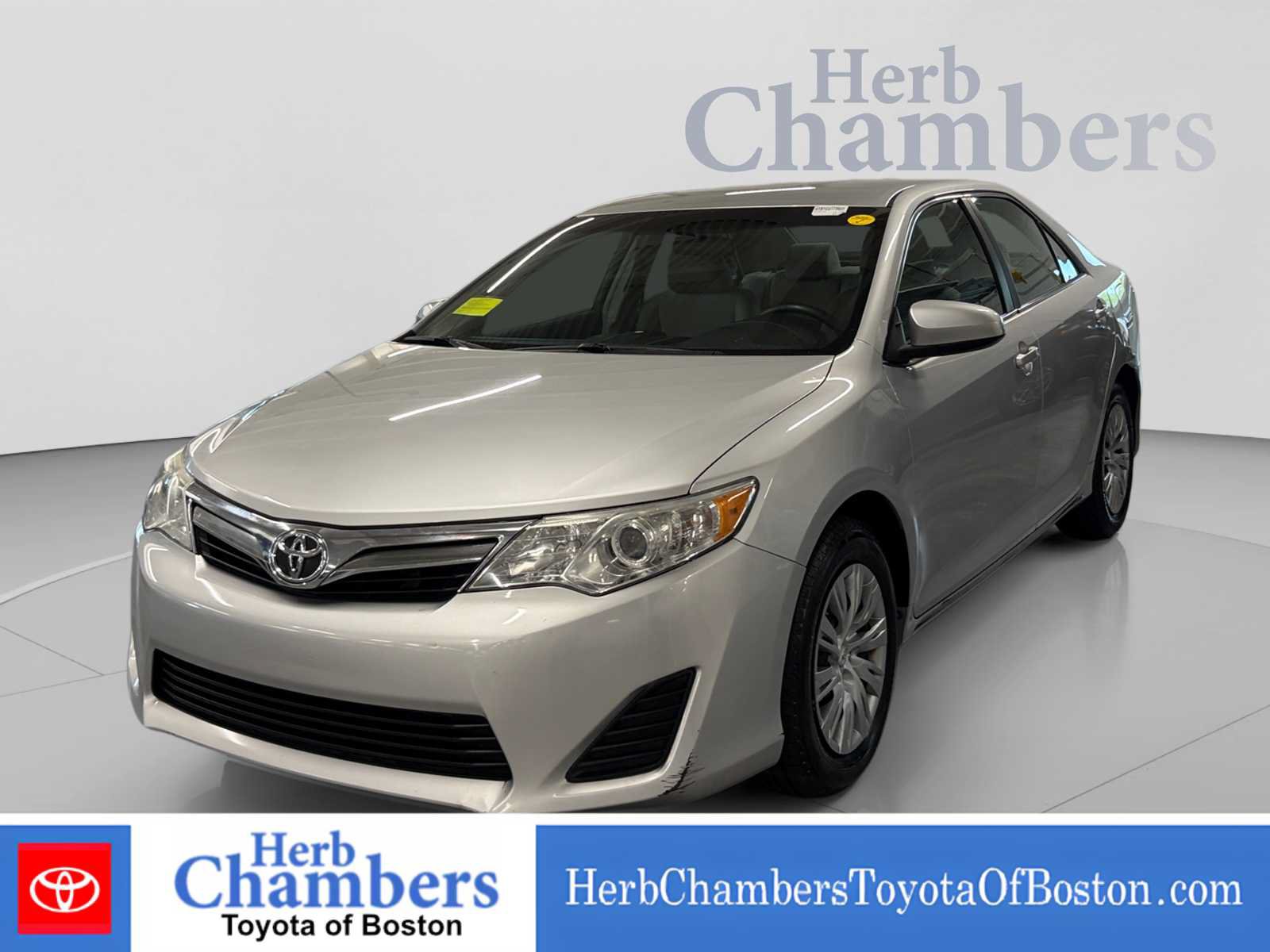 Used 2012 Toyota Camry LE FWD image 11