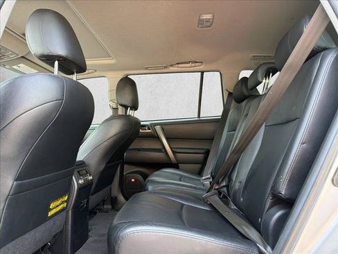 Used 2009 Toyota Highlander Sport w/ Extra Value Pkg 6 FWD image 22