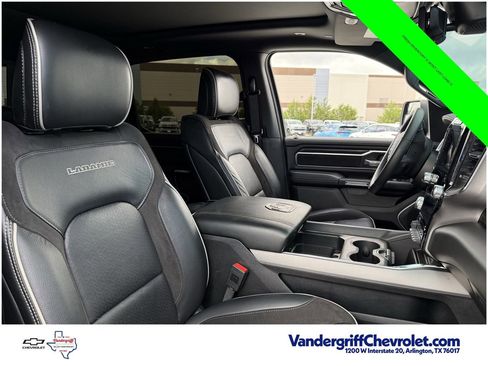 Used 2024 RAM 1500 Laramie AWD/4WD image 21