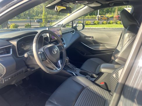Used 2024 Toyota Corolla XSE FWD image 5