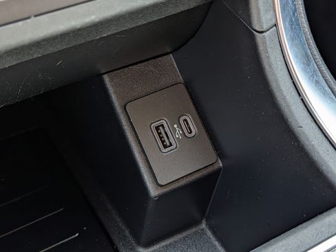 Used 2024 Ford Edge Titanium AWD/4WD image 28