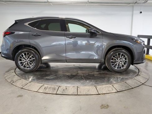Used 2023 Lexus NX 350 AWD image 9