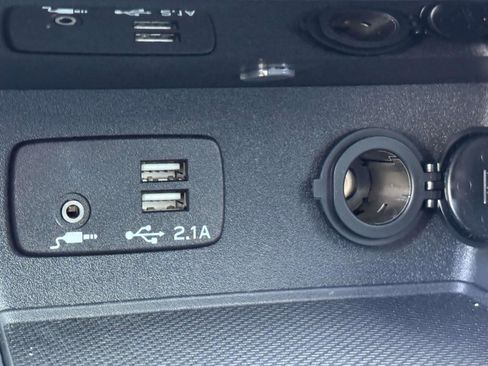 Used 2021 Subaru Forester Touring image 20