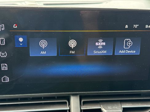Used 2025 Chevrolet Trax LT FWD image 23