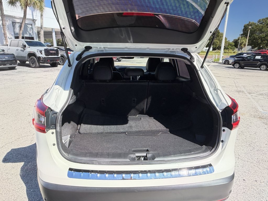 Used 2022 Nissan Rogue Sport SL w/ Premium Package AWD/4WD image 11