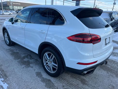 Used 2015 Porsche Cayenne Diesel image 3