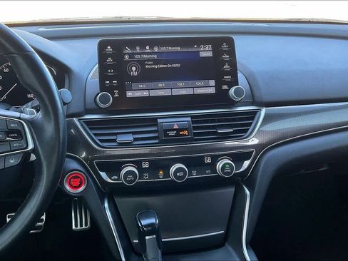 Used 2019 Honda Accord Sport image 8