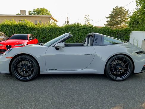 Used 2026 Porsche 911 Targa 4 GTS AWD/4WD image 13