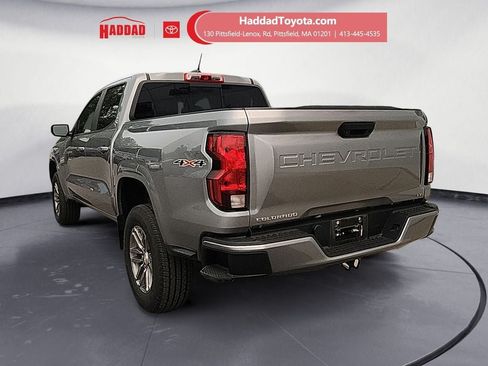 Used 2023 Chevrolet Colorado LT w/ LT Convenience Package AWD/4WD image 3